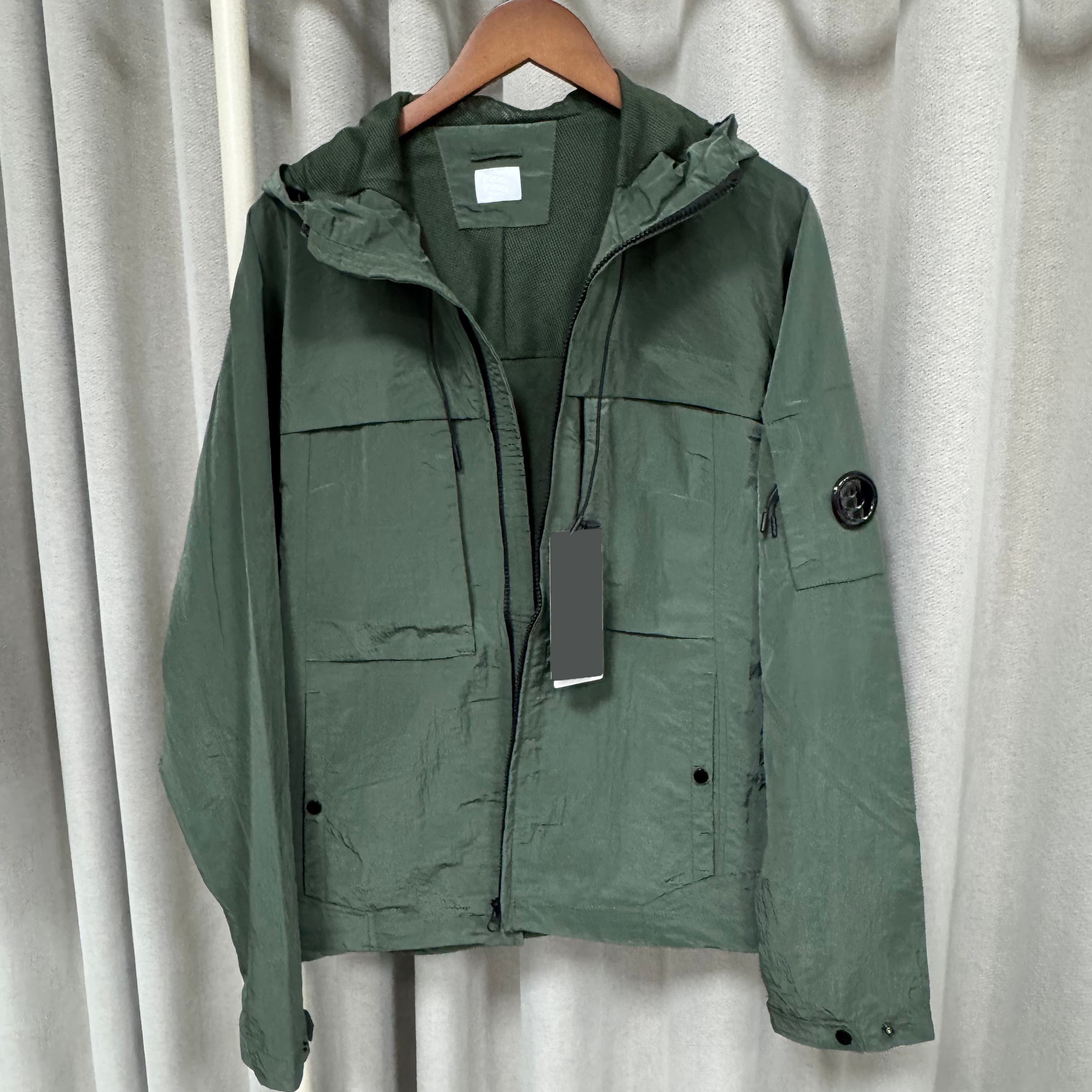 Mens designer jacket puffer jacket company half zip hoodie jacket modern functional outwear