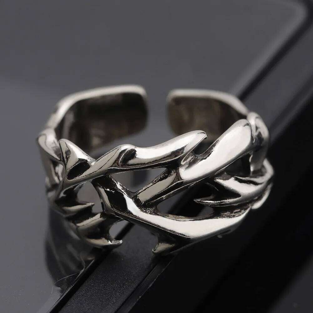 Creative Retro Irregularity Thorns Stainless Steel Opening Rings Gothic Punk Finger Ring for Men Women Personality Jewelry Gifts XJ260127
