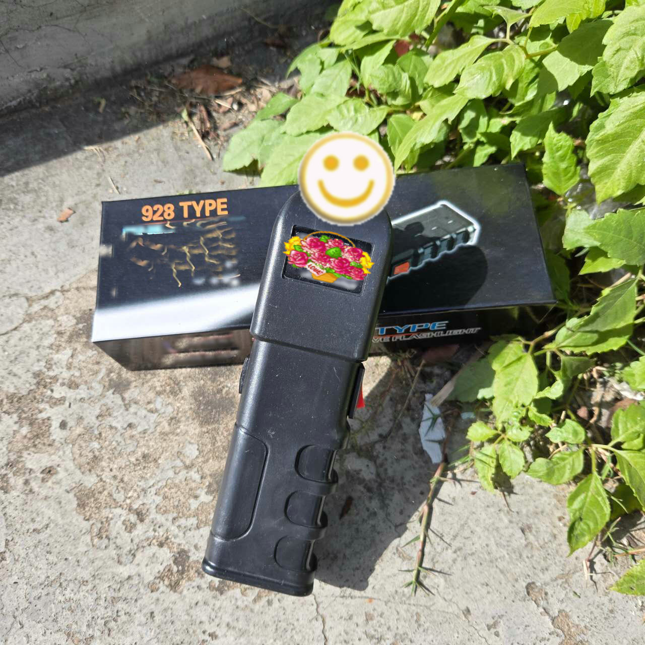 Free shipping women's protection multi-functional flashlight - rechargeable outdoor emergency camping lighting device