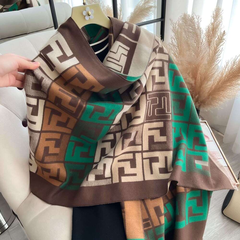 European and American Imitation Cashmere Scarf for Women Letter Retro Autumn Winter Thick Versatile Neck Warmer Long Double-Sided Shawl Export