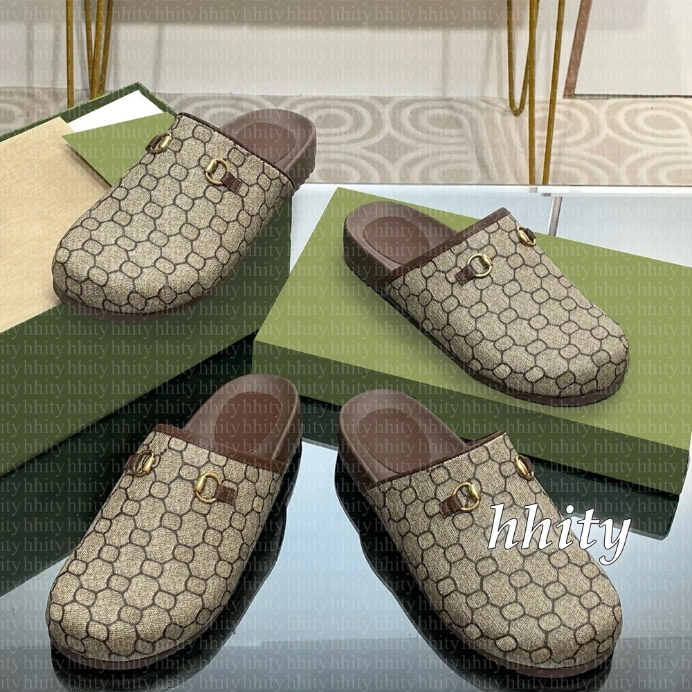 Big size 35-45 Designers clogs Luxury Slippers Slide mules Women Ladies flip flops Rubber Hollow Platform Sandals Flip Flops Scuffs Lovely Beach Shoes