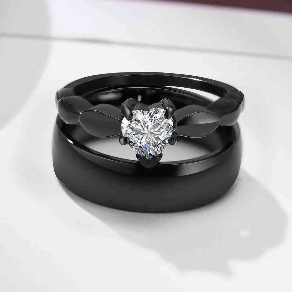 Vnox Romantic Heart CZ Stone Couple Wedding Rings for Women Men, Black Color Stainless Steel Bands Engagement Jewelry, Love Gift XJ260127