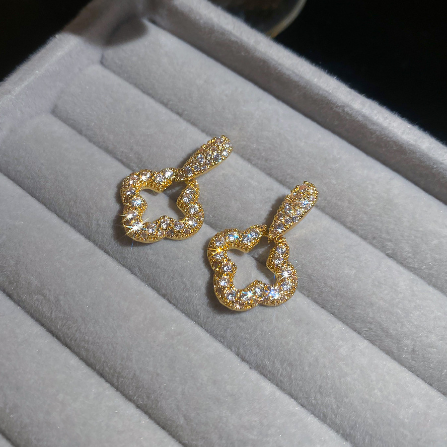 Real Gold Plated Silver Needle Zircon Flower Personality Fashion Niche Temperament Light Luxury High-end Earrings for Women - view 5