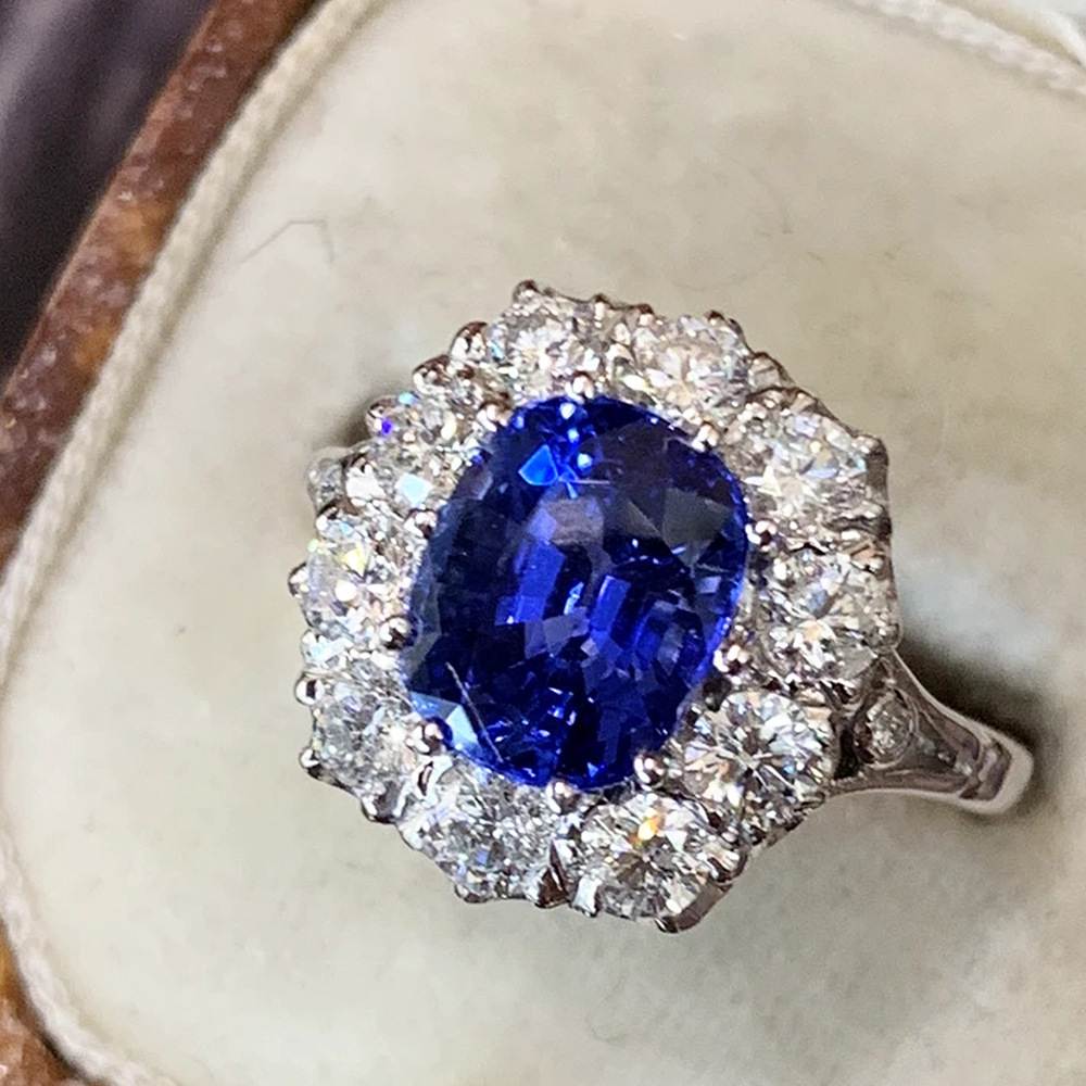 Hot-Selling Imitation Natural Royal Blue Sapphire Zircon Ring for Women Copper Plated White gold Luxurious Wedding Jewelry