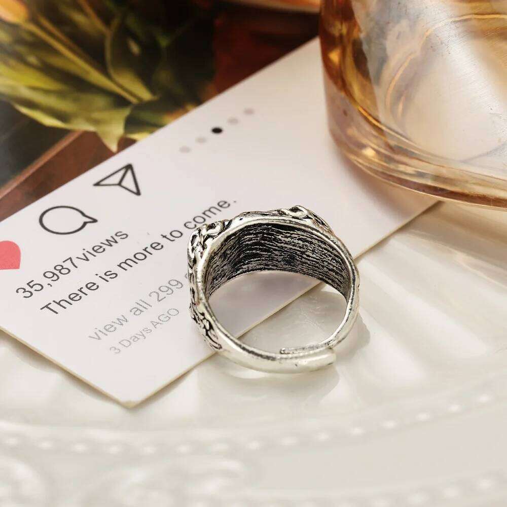 Fashion Charm Vintage Ring for Men Women Cute Animals Owl Youth Gothic Rings Jewelry Accessories Boy Girl Gifts XJ260127