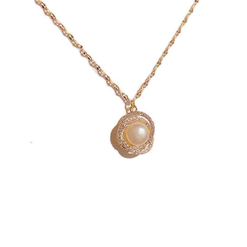 Inlaid Zircon Surrounding Freshwater Pearl Necklace For Women Fashionable Niche Simple Versatile High-end Elegant Collarbone Chain