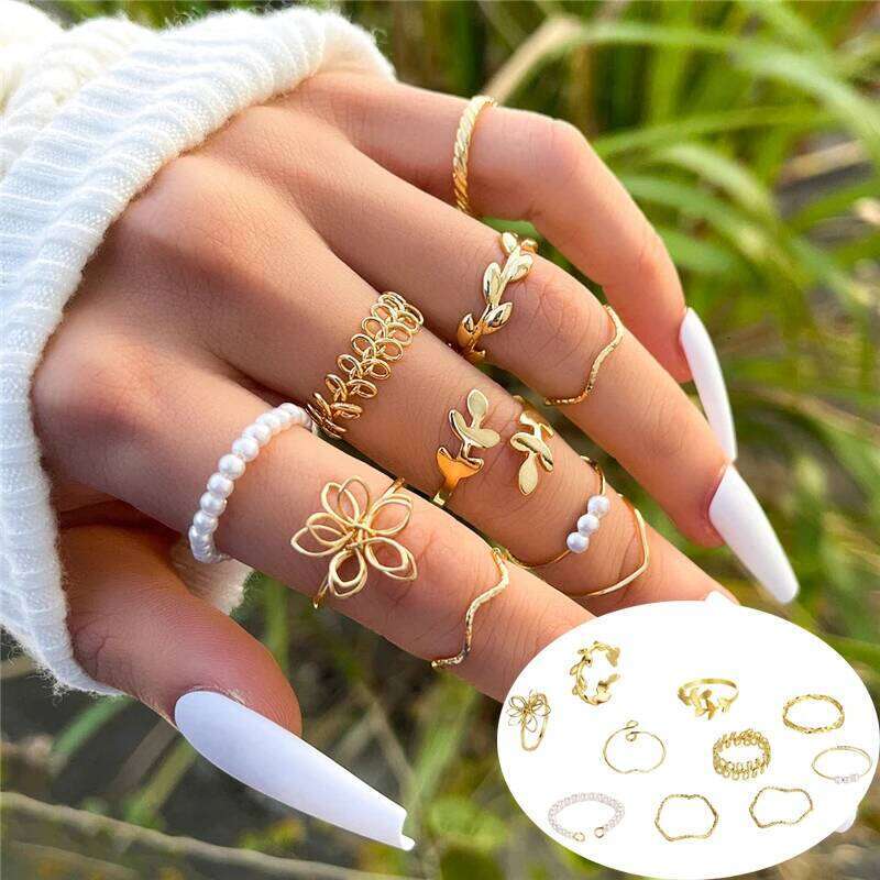 10Pcs Imitation Pearl Leaf Flower Rings Set For Women Rhinestone Butterfly Metal Knuckle Finger Ring Jewelry XJ260127