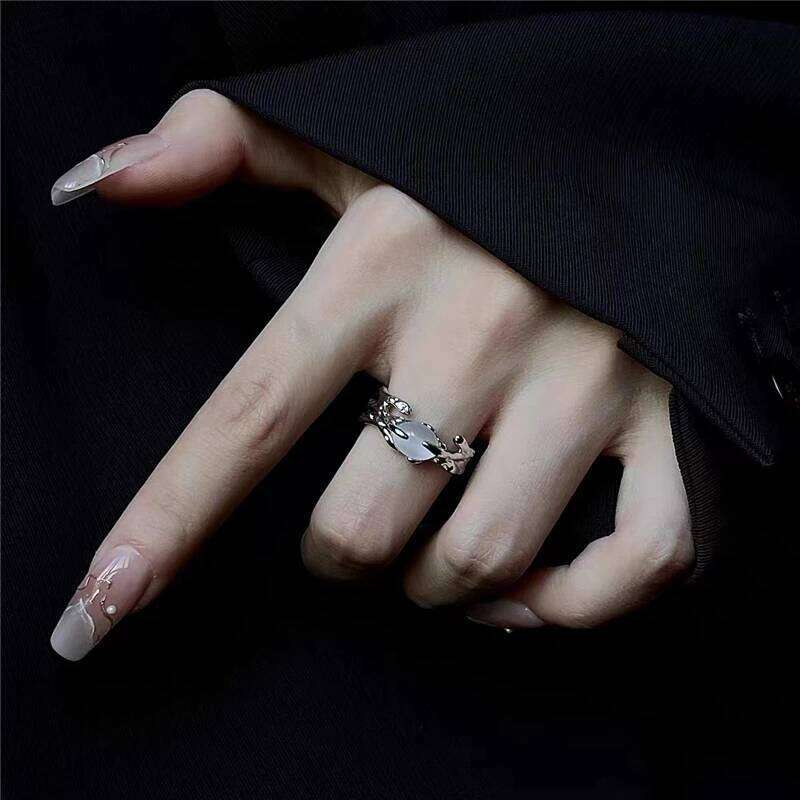 Punk Harajuku Goth Thorns Black Silver Color Irregular Heart Cross Open Ring For Women Men Lover Vintage 90s Y2K Grunge Jewely XJ260127