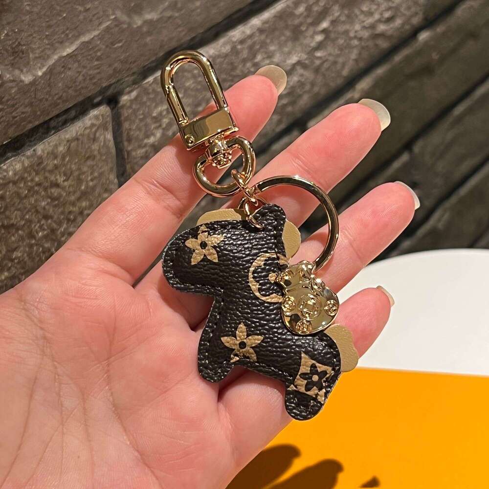New Cute Old Flower Bag Pendant Creative Get Rich Pony Car Couple Keychain Gift For Women