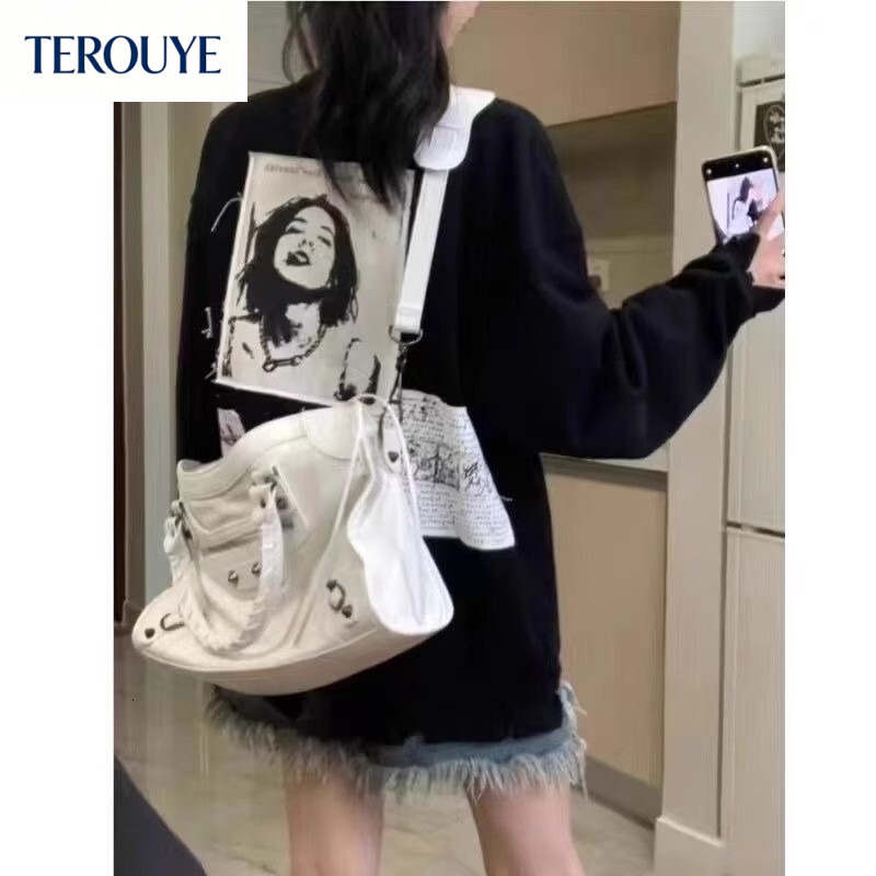TEROUYE Autumn/Winter New French bag Style Fashion Trend Motorcycle Bag Spicy Girl Light Luxury Retro Design Large Capacity Single Shoulder
