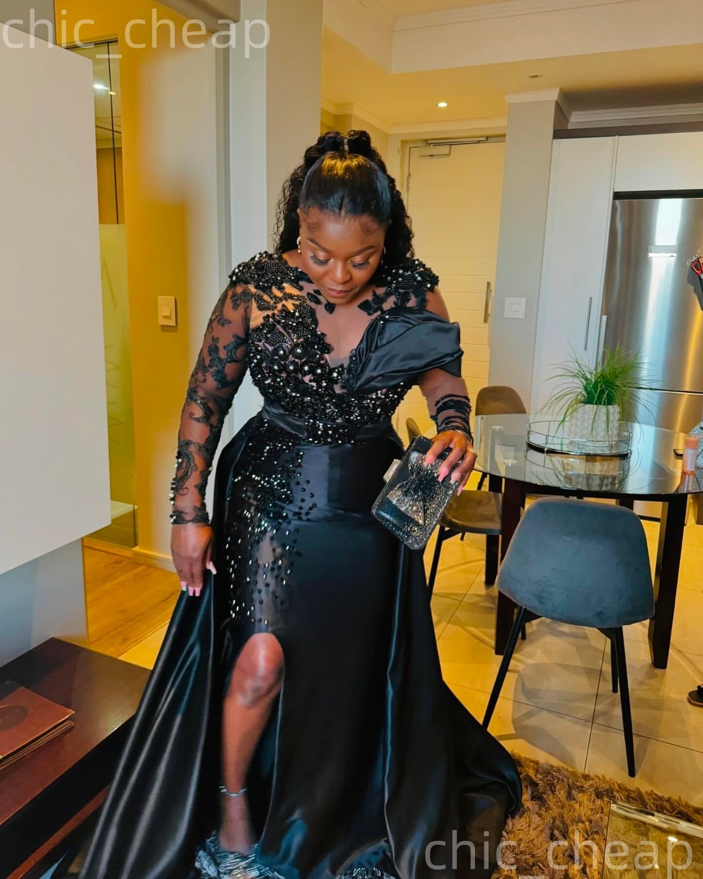 2026 Plus Size Black Mermaid Mother Of Bride Dresses Lace Crystals Beaded Satin Vintage Evening Party Mama's Dress 50's Birthday Wedding Gue