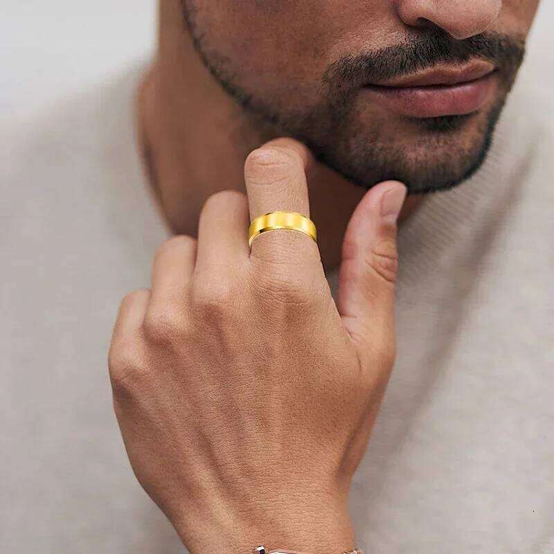 Classic 8mm Mens Surface Brushed Stainless Steel Simple Ring for Women Wedding Band Couples Jewelry Accessories Gifts XJ260127