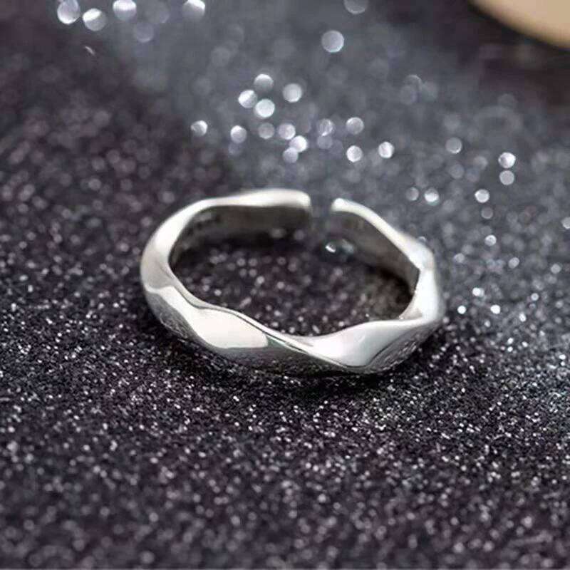 Fashion Simplicity Mobius Opening Adjustable Finger Ring For Men Women Couple Rings Engagement Jewelry Accessories Gift XJ260127