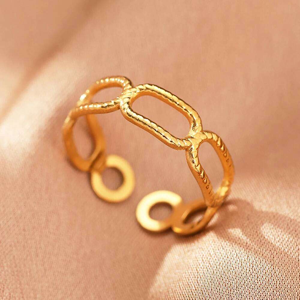 Stainless Steel Vintage Exquisite Hollow Adjustable Open Statement Light Luxury Fashion Rings For Women Jewelry New XJ260127