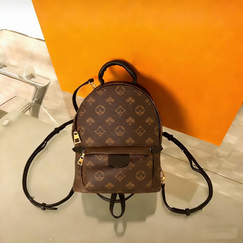 Chic Female Mini Backpack in Genuine Leather - Versatile Handbag & Presbyopic Cross Body Purse