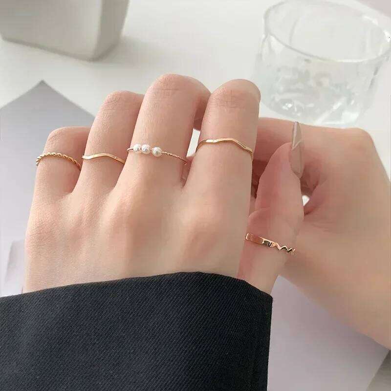 5Pcs/set Fashion Rings Women Metal Hollow Round Opening Finger Ring for Girl Lady Party Jewelry Wedding Gifts XJ260127
