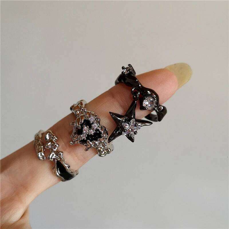 Vintage Goth Thorny Rose Couple Rings For Men Women Charm Irregularity Opening Stainless Steel Punk Finger Ring Jewelry Y2k Gift XJ260127