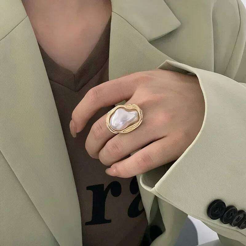 New Design Starfish Imitation Pearl Ring Shape Gold Color Adjustable Rings for Women Fashion Jewelry Party Luxury Accessory 2023 XJ260127