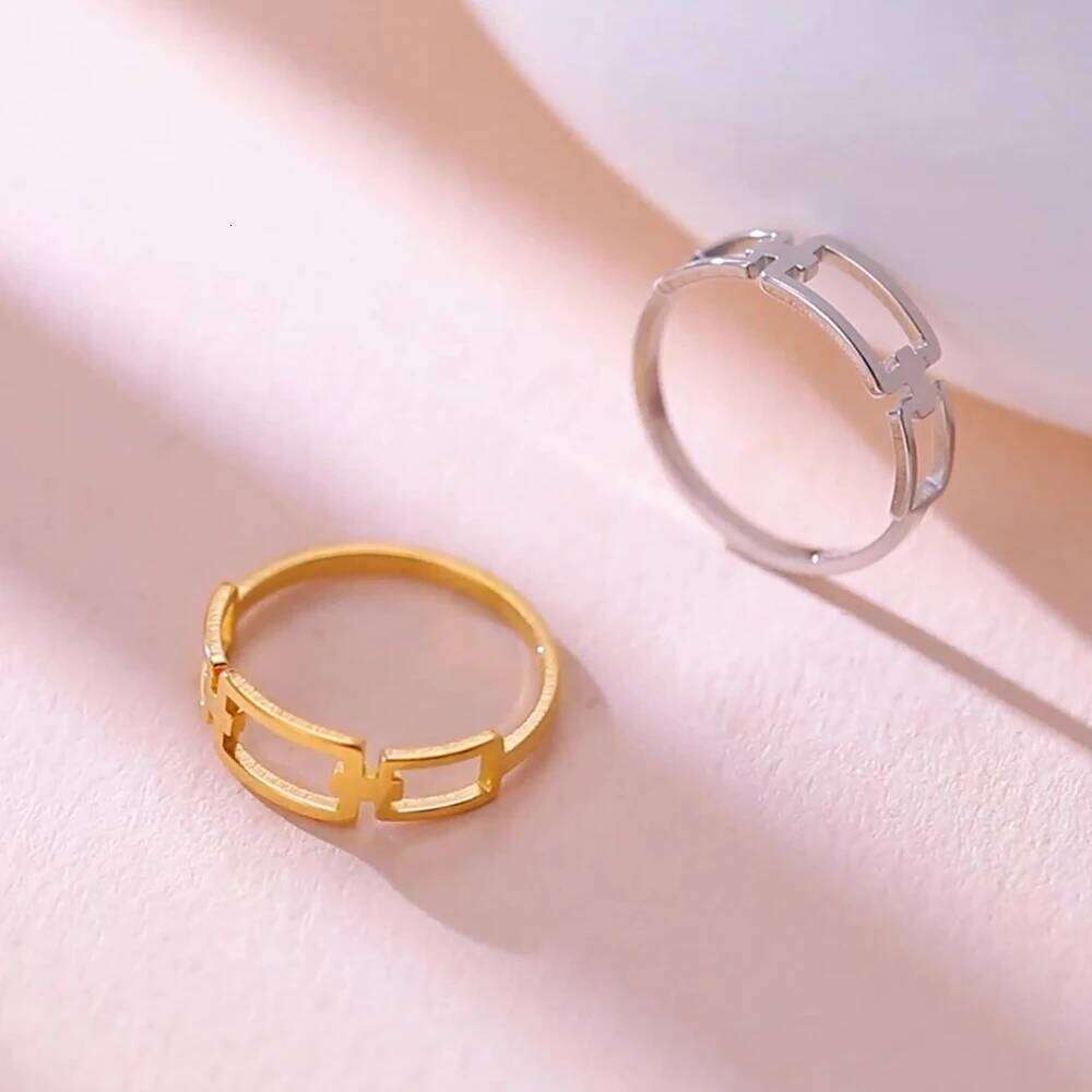 Skyrim Simple Rectangle Chain Women's Ring Kpop Stainless Steel Rose Gold Color Finger Rings Fashion Jewelry Gift Wholesale XJ260127