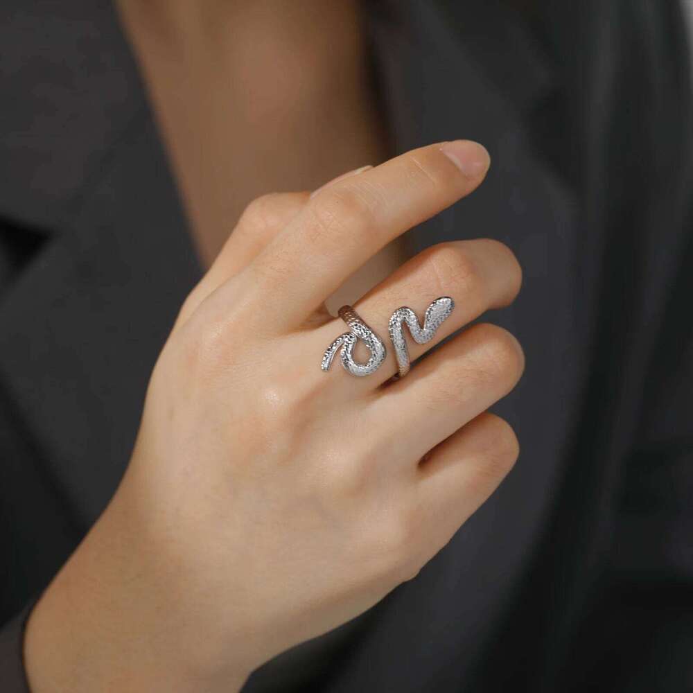 Skyrim Stainless Steel Snake for Women Men Gold Color Finger Rings Punk Serpent Animal Party Jewelry Gift Wholesale XJ260127