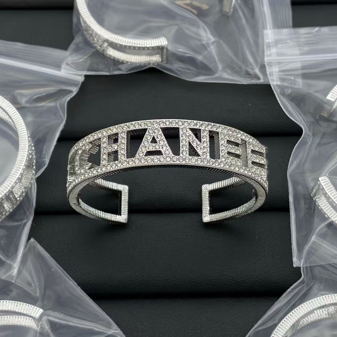 Bracelet Designer Bracelet Bangle High Quality Wedding Bangle Jewelry Design for Womens Bracelet Jewelry Party Gift