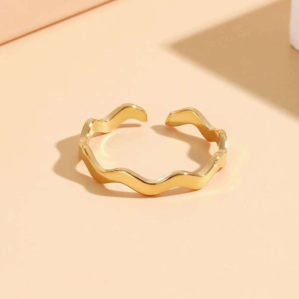 New Fashion Stainless Steel Wave Open for Women Female Adjustable Geometric Mbius Rings Non-fading Jewelry Gift Wholesale XJ260127