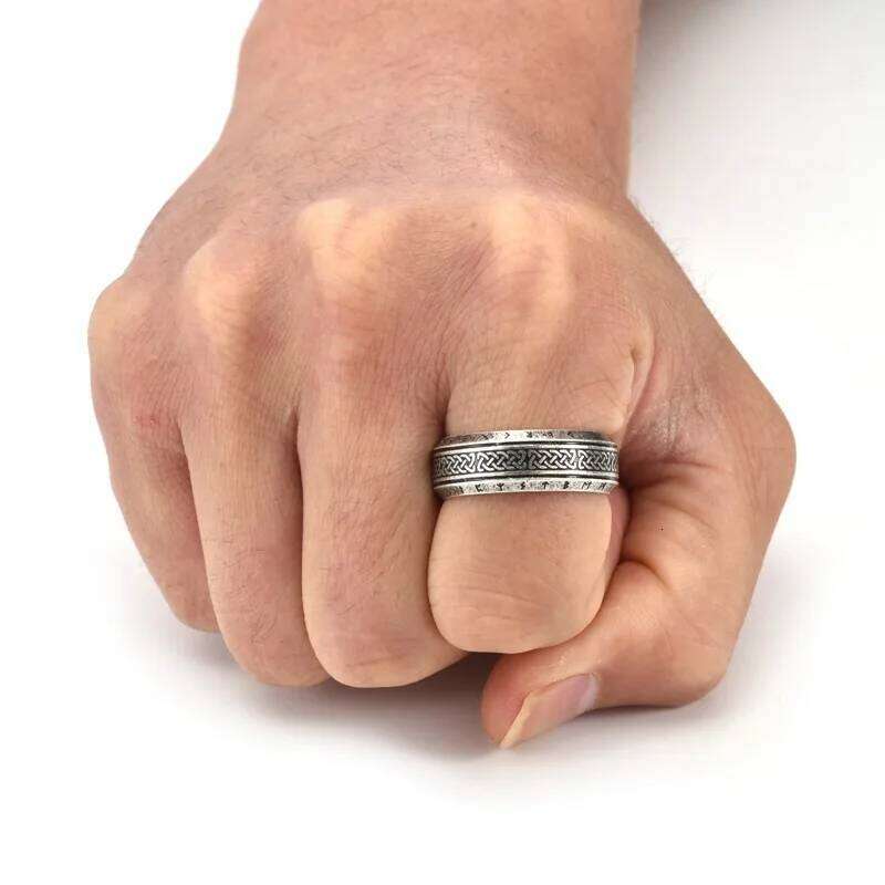 YILUOCD Stainless Steel Viking Runes Ring for Men Women Vintage Nordic Celtic Knot Rings Odin Letter Amulet Jewelry Wholesale XJ260127