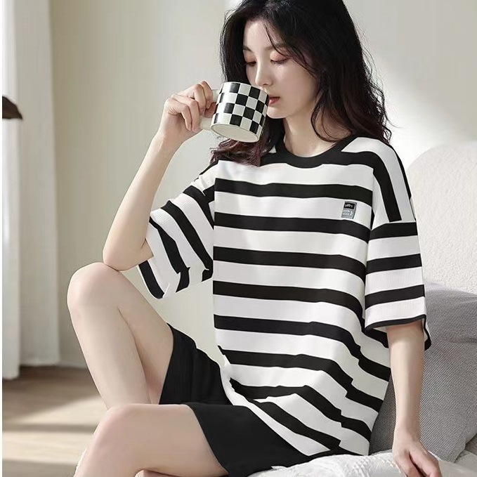 B1370-Casual Girl Suit: Comfortable Large-Sized ZM2 Women's Bedtime Clothing Collection Featuring Warmth-Focused Prints