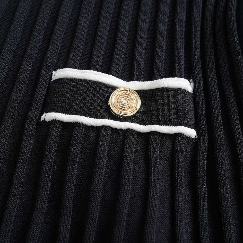 2026 Autumn/Winter Color blocked Collar Single breasted Ribbed Knitted Dress Medium length Black Women's