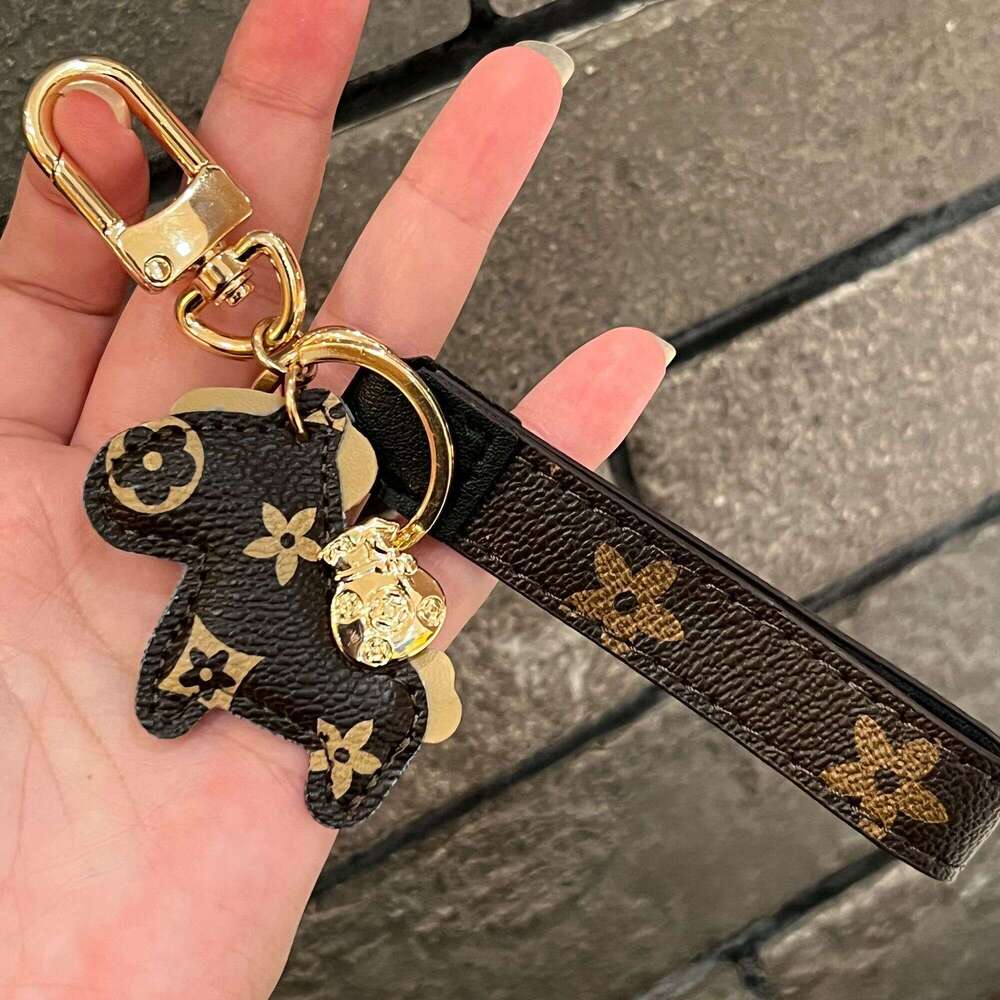 New Cute Old Flower Bag Pendant Creative Get Rich Pony Car Couple Keychain Gift For Women