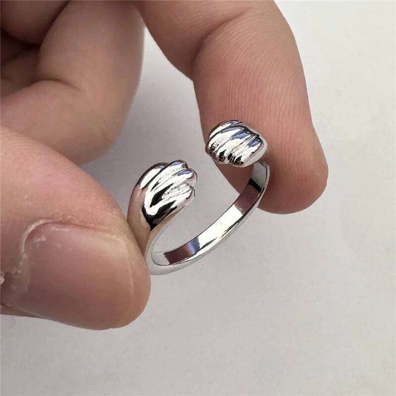 Women Cute Cat Claw Embrace Tightly Design Open Rings Gothic Adjustable Ring Jewelry Birthday Gifts XJ260127