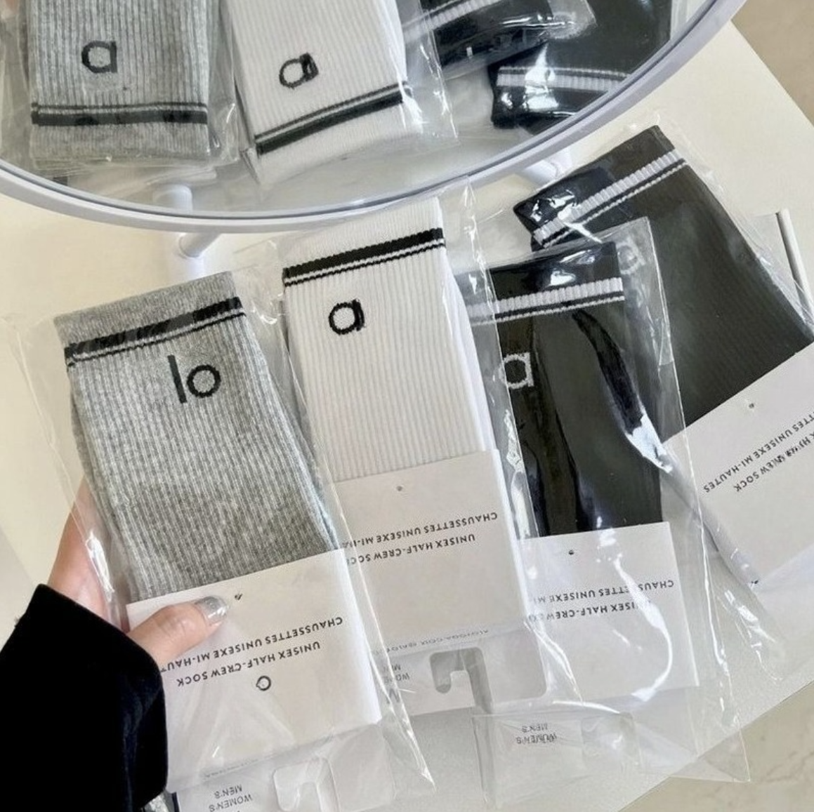 American-style mercerized cotton slip-resistant sports socks, long/mid-calf yoga/Pilates/spring/autumn training socks.