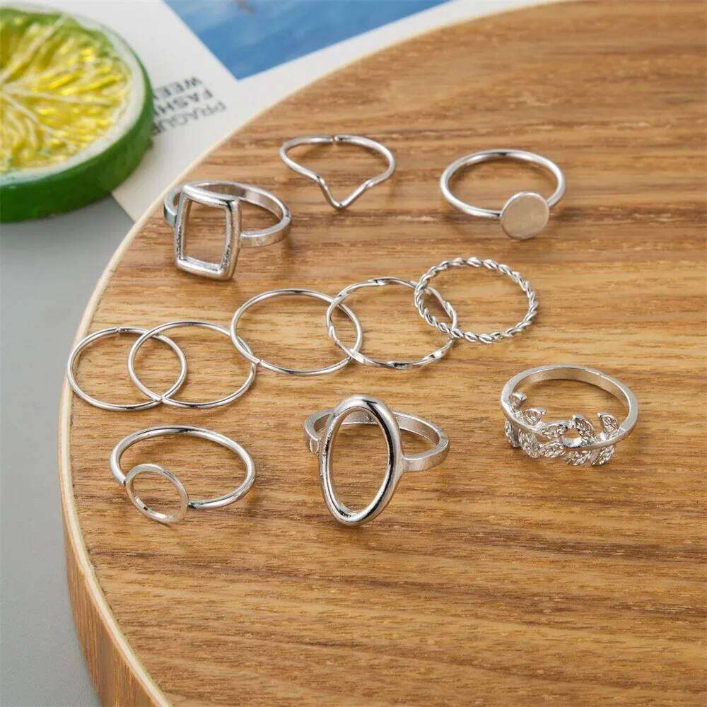 New Fashion Creative Geometric Leaf Wave Hollow Set 11 Pcs for Women Men Simple Knuckle Ring Charm Wedding Party Jewelry XJ260127