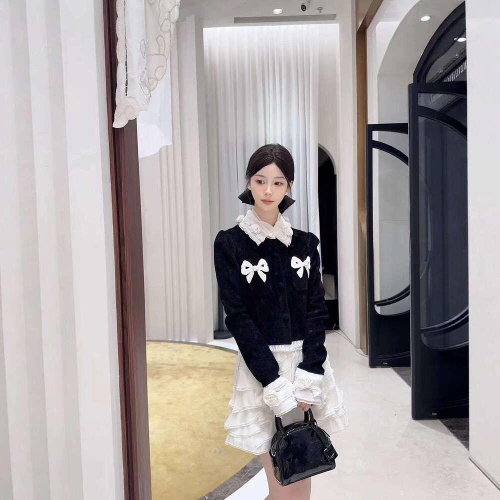 2026 Winter New Designer Elegant Fine Yarn Splicing Knitted Cardigan Top and Skirt Set