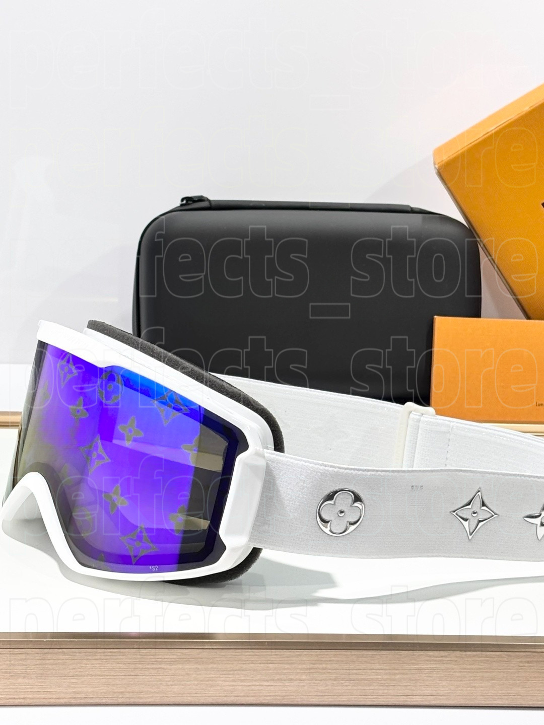 Monogram Ski Goggles Anti-Fog Luxury Skiing Goggles Polarized Lens Professional Snowfield Eye Protection Uv400 Louise Lvs Lvtlvt Ski Goggles 855