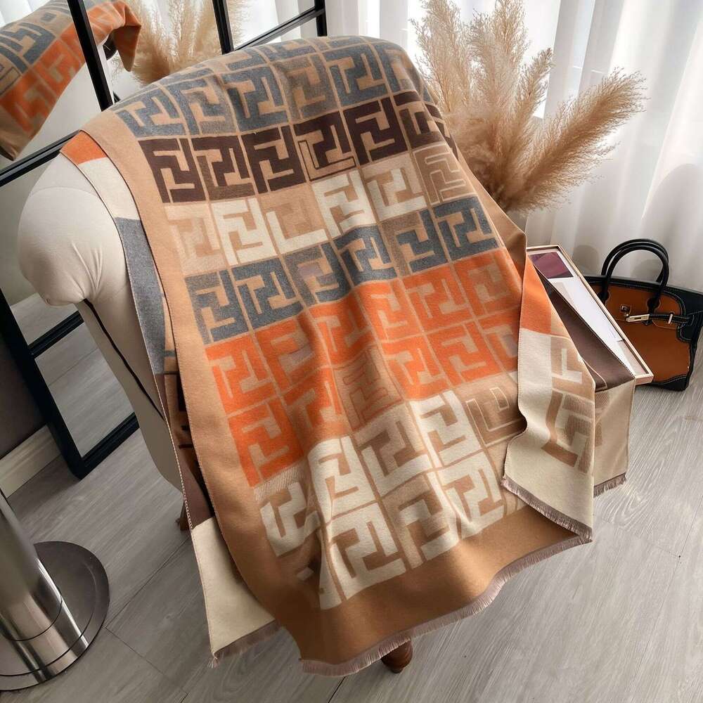 European and American Imitation Cashmere Scarf for Women Letter Retro Autumn Winter Thick Versatile Neck Warmer Long Double-Sided Shawl Export