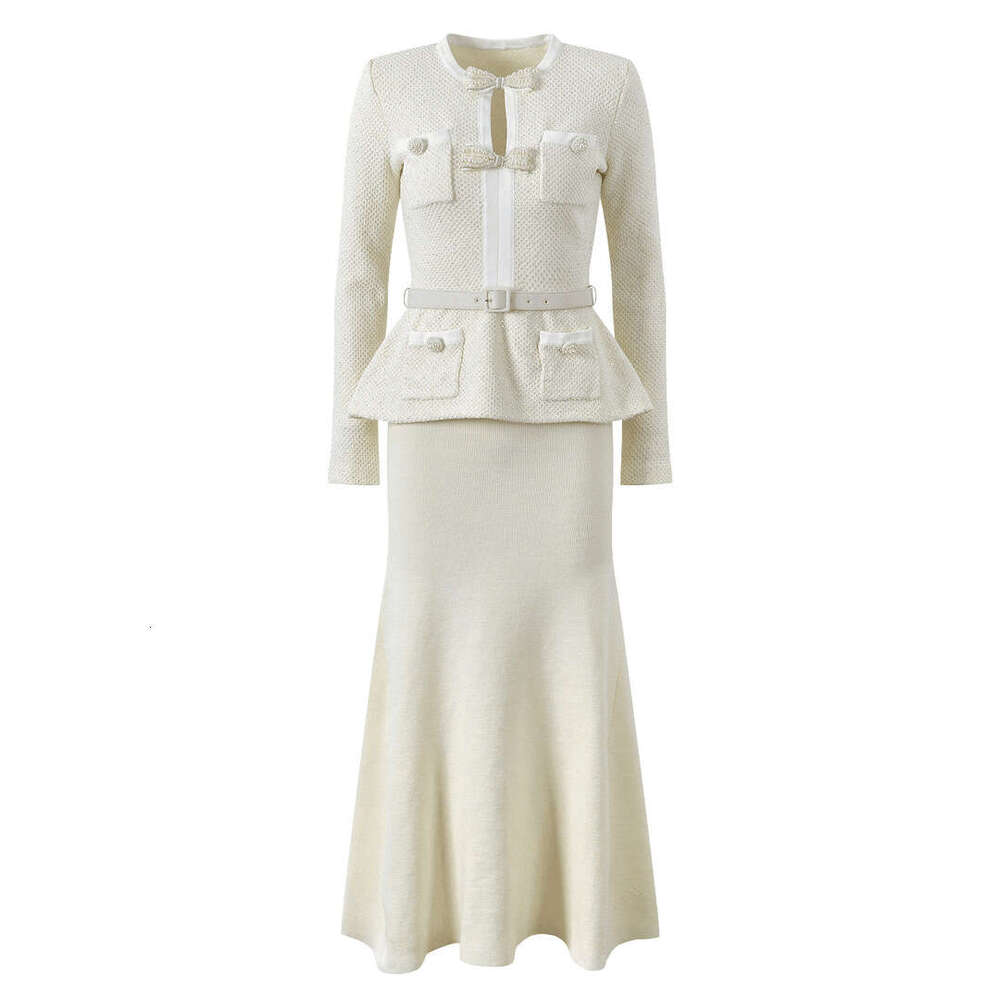 2026 Spring/Summer New Private Clothing Ivory 3D Decorative Dress Fake Sleeves Social Style Knitted Skirt