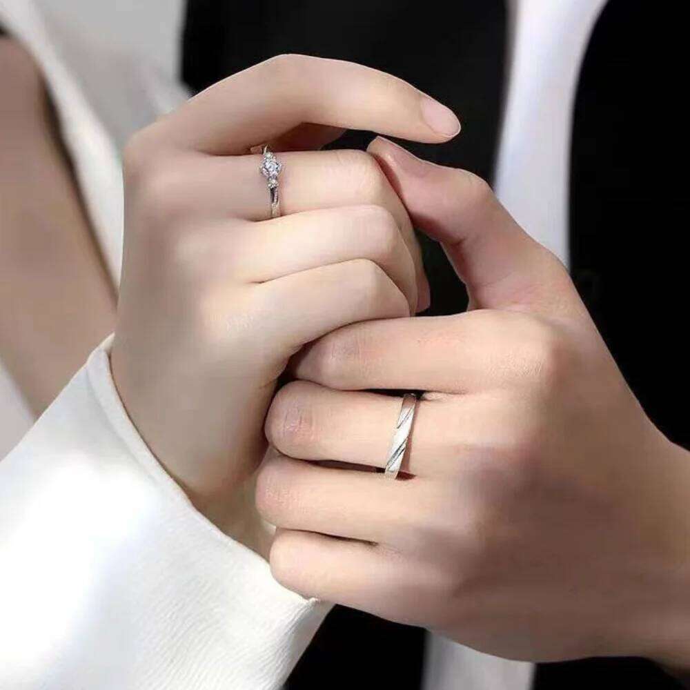 WANZHI New Luxury Diamond Inlaid Couple for Men and Women Adjustable Opening Wedding Engagement Rings Jewelry Accessories XJ260127