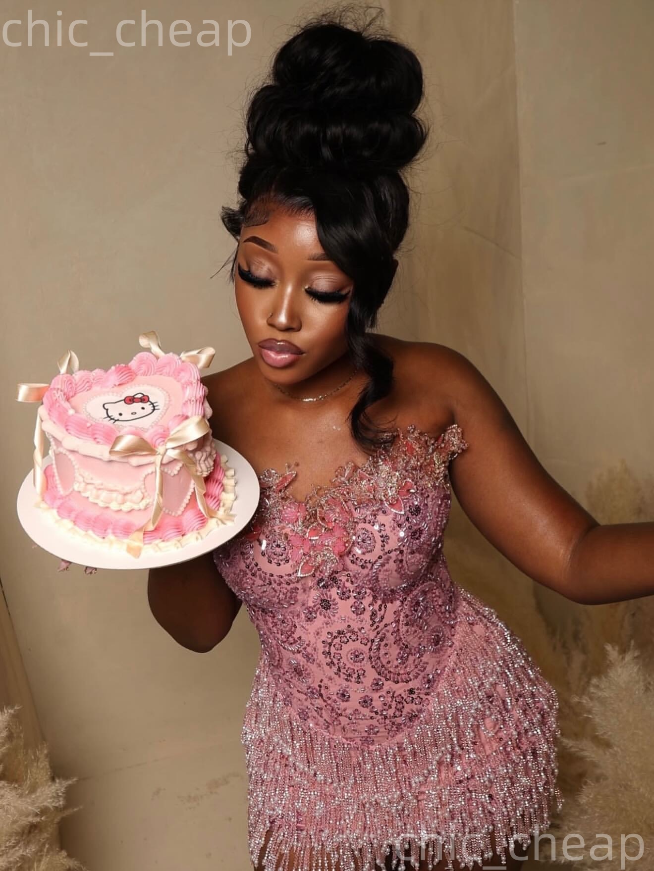 Chic Pink Sheath 2026 Cocktail Dress Sweetheart Florals Crystals Tassels Short Mini Graduation Homecoming Dresses For Special Occasions Sweetheart Gow