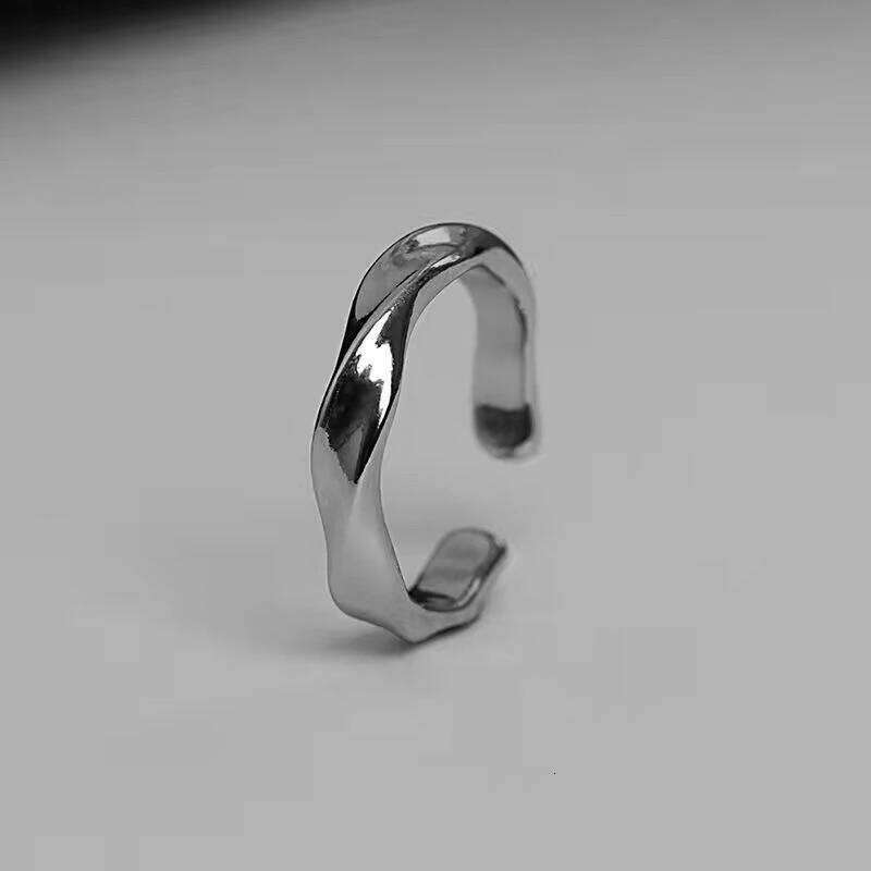 Fashion Simplicity Mobius Opening Adjustable Finger Ring For Men Women Couple Rings Engagement Jewelry Accessories Gift XJ260127