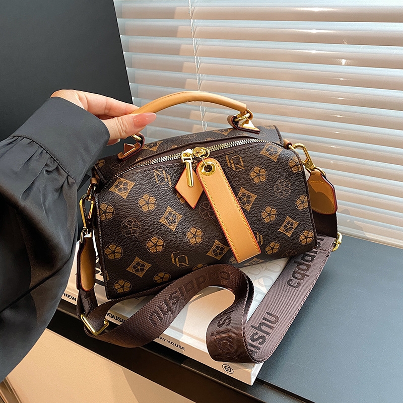 New Design Bag Women 2025 New Style Fashionable and High-end printed Boston Ladies Versatile and elegant single-shoulder crossbody bag Free shipping