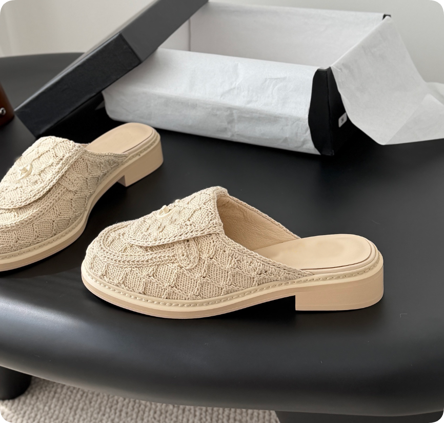 Women Loafer Sandal Lambskin Quilted Turnlock Mules Lady's Casual Sandals Loafer Shoes Black Calfskin Leather Dress Slipper Slide Mule 35-42EU