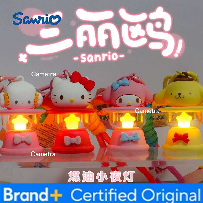 Sanrio Original Keychain Creative Hello Kitty Night Light Keyring Cinnamoroll My Melody Kuromi Key Chain Schoolbag Pendant Gifts H260128