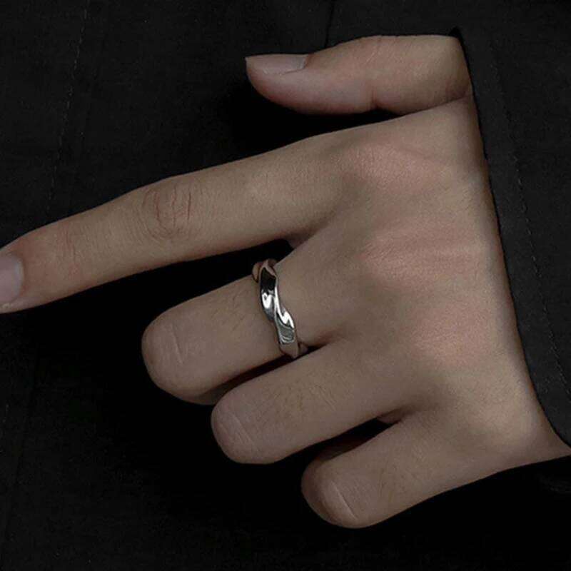Fashion Simplicity Mobius Opening Adjustable Finger Ring For Men Women Couple Rings Engagement Jewelry Accessories Gift XJ260127