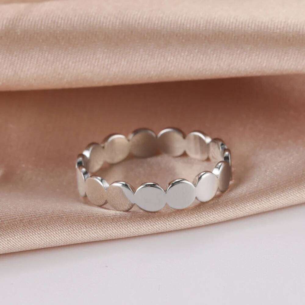 Skyrim Fashion Geometric Round Minimalist Rings for Women Girls Gold Color Stainless Steel Ring Wedding Party Jewelry Wholesale XJ260127
