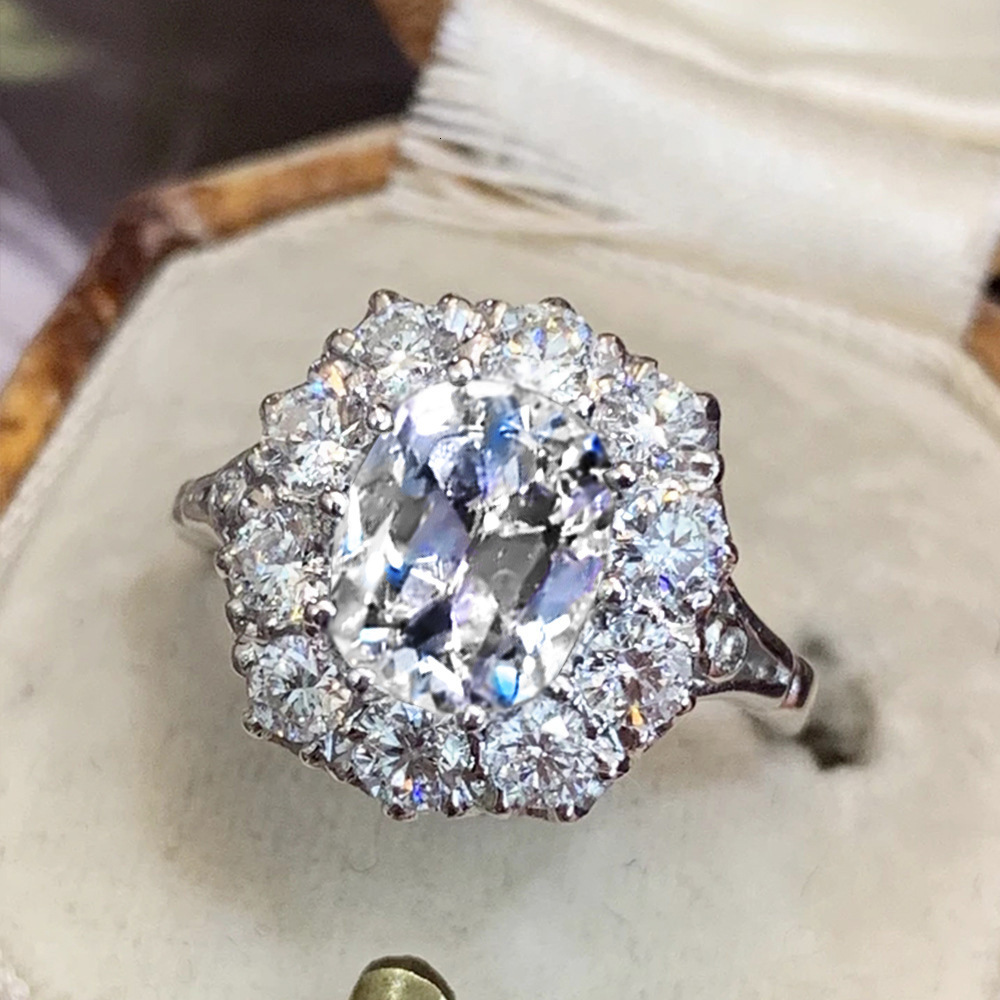 Hot-Selling Imitation Natural Royal Blue Sapphire Zircon Ring for Women Copper Plated White gold Luxurious Wedding Jewelry