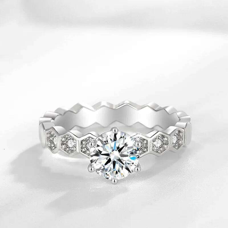 925 Sterling Silver Rings for Women Luxury 7mm Clear Cubic Zirconia Wedding Ring Vintage Fine Jewelry Gift Female XJ260127