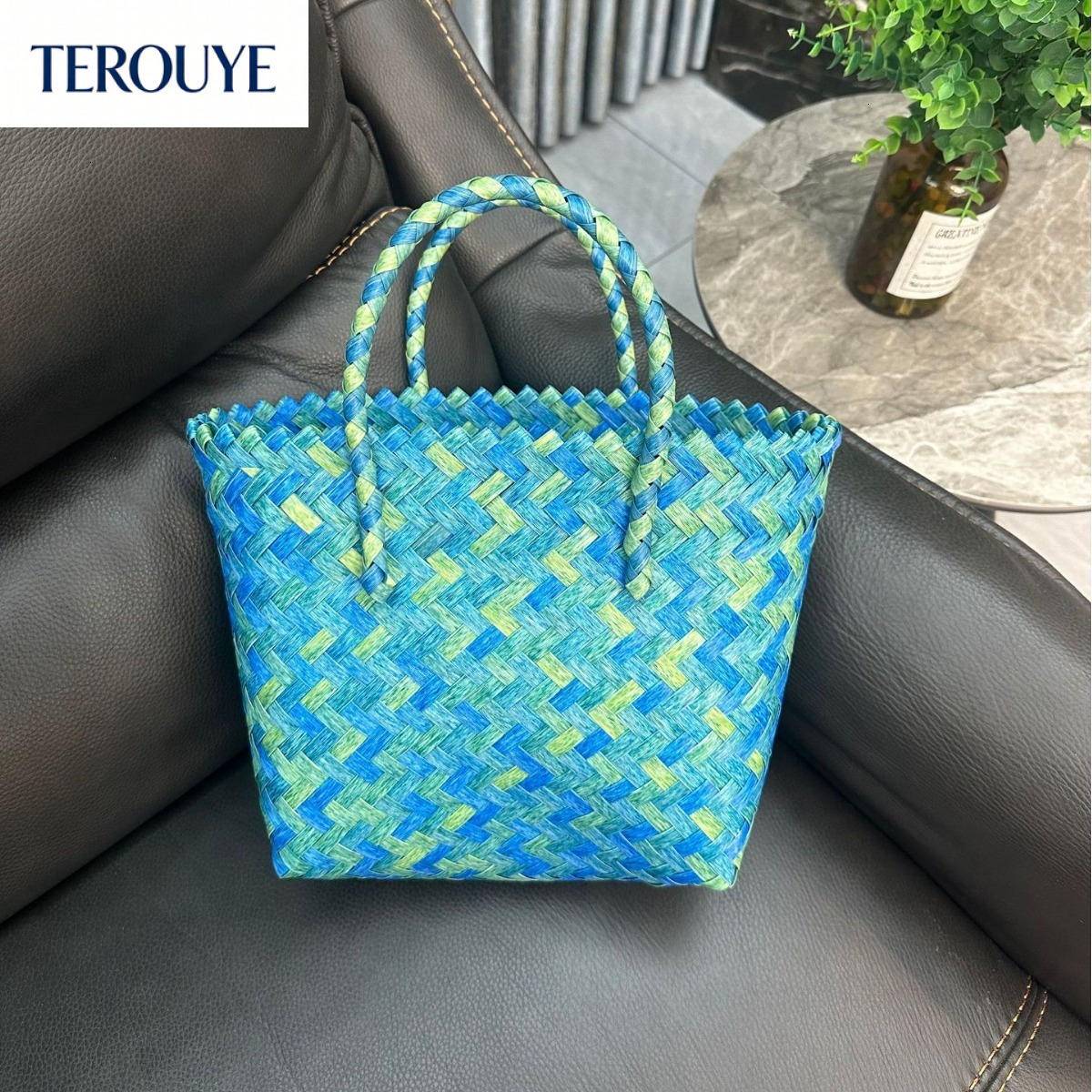 TEROUYE bag autumn and winter new French woven handbag, light luxury bag elegant style, fashionable niche design, women's shoulder bag