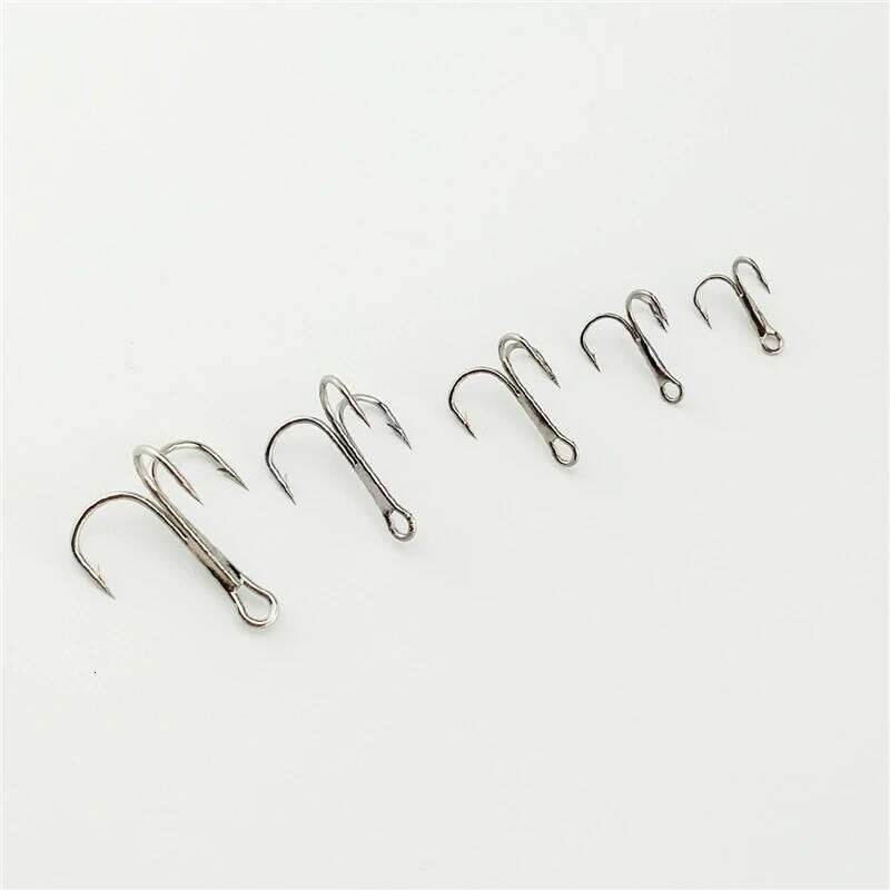 30pcs Treble Hooks 4#6#8#10#12# Barbed Triple Artificial Lure Fishhooks High Carbon Steel Ocean Boat Fishing Z260128