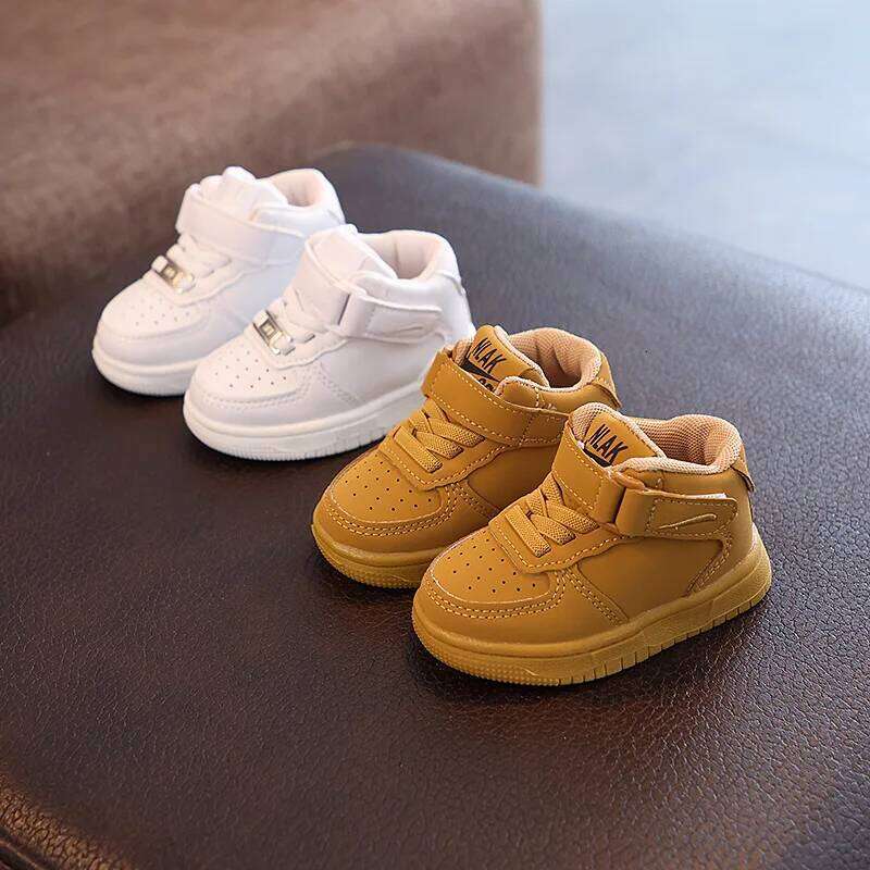 Childrens Autumn New Leather Girls Soft Soles Non-slip Comfortable Little White Shoes Boys Breathable Casual Kids Sneakers Y260128